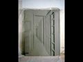 Play 'hallway'